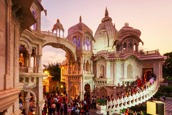 Know the distance from from Delhi to Vrindavan